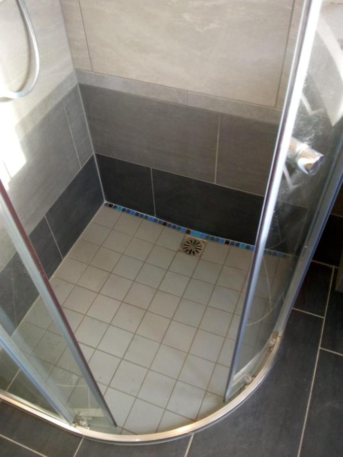 Aldo, Not For Parties, Not A Hotel, Room With Shared Bathroom, No Kitchen Amsterdam Exteriör bild