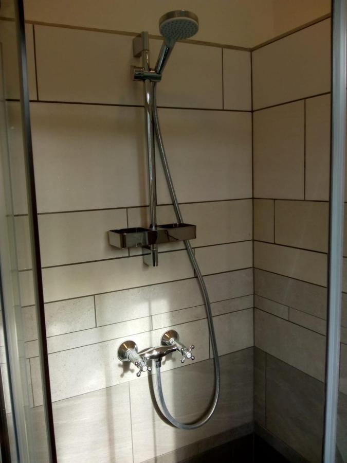 Aldo, Not For Parties, Not A Hotel, Room With Shared Bathroom, No Kitchen Amsterdam Exteriör bild