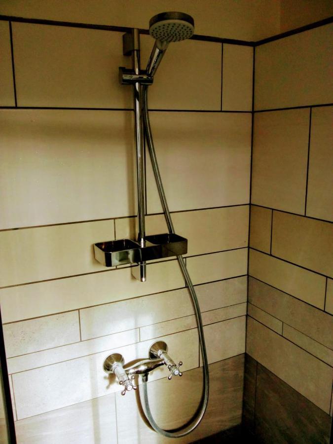 Aldo, Not For Parties, Not A Hotel, Room With Shared Bathroom, No Kitchen Amsterdam Exteriör bild