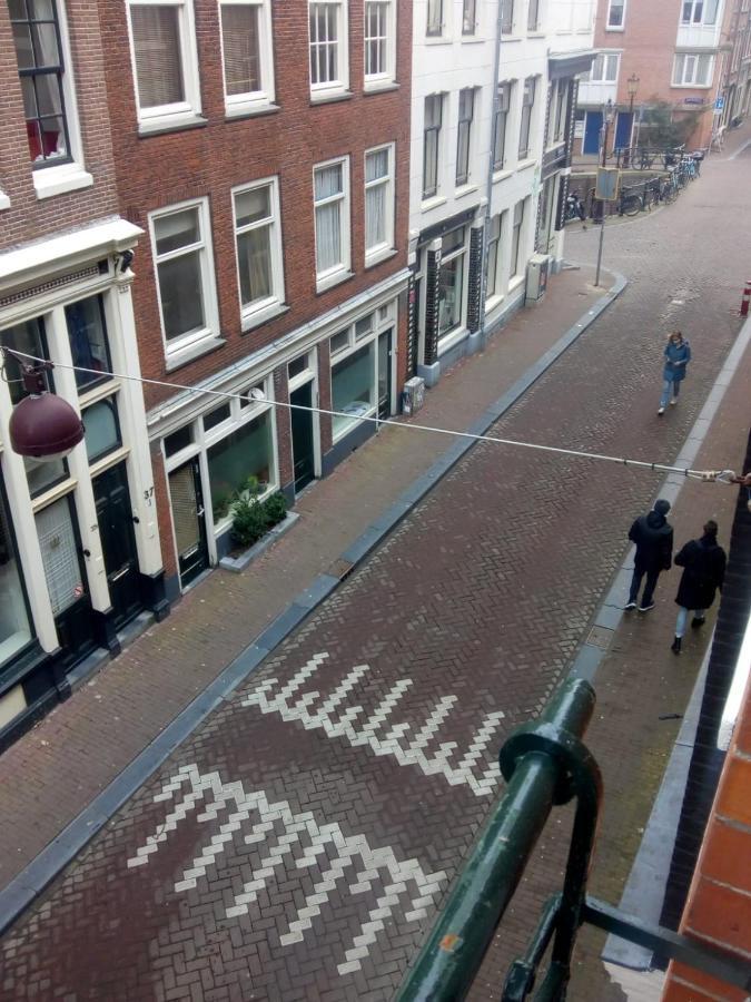 Aldo, Not For Parties, Not A Hotel, Room With Shared Bathroom, No Kitchen Amsterdam Exteriör bild