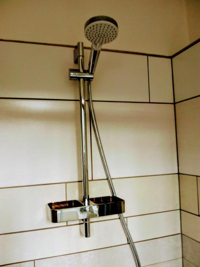 Aldo, Not For Parties, Not A Hotel, Room With Shared Bathroom, No Kitchen Amsterdam Exteriör bild