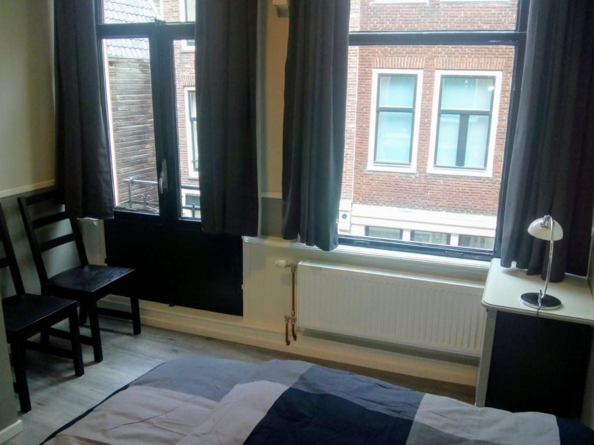 Aldo, Not For Parties, Not A Hotel, Room With Shared Bathroom, No Kitchen Amsterdam Exteriör bild